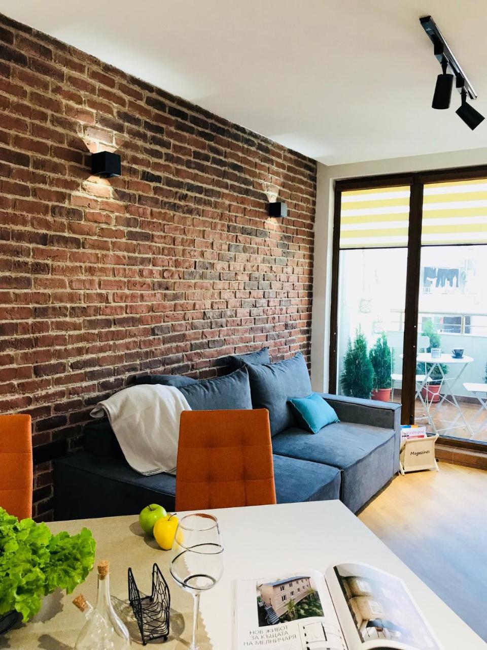 Bright, Comfortable And Cozy Apartment Burgas Exterior photo