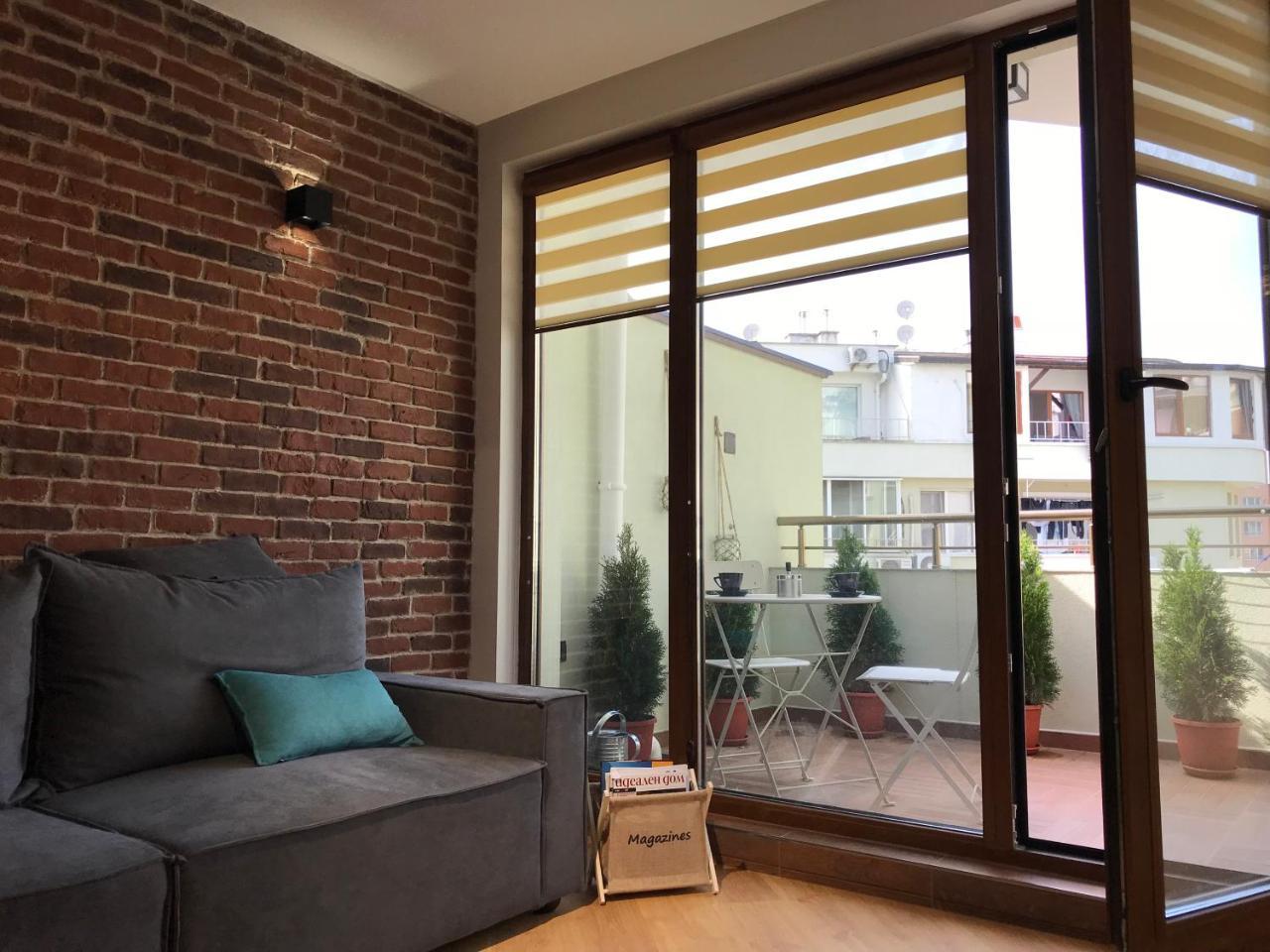 Bright, Comfortable And Cozy Apartment Burgas Exterior photo